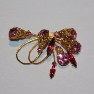 vintage Austrian rhinestone brooch pin floral gold tone pinks delicate unsigned